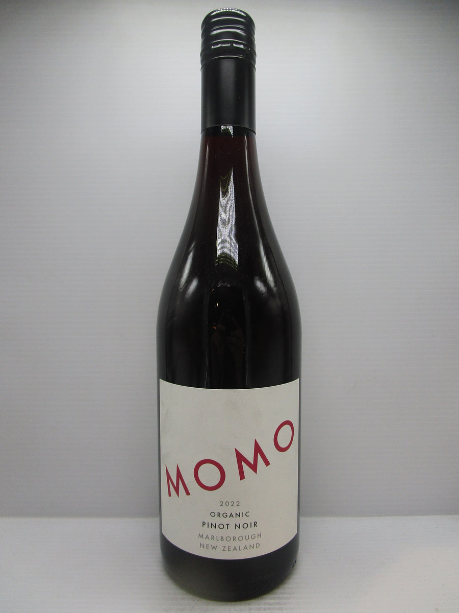 Momo Pinot Noir Organic 13% 750ml